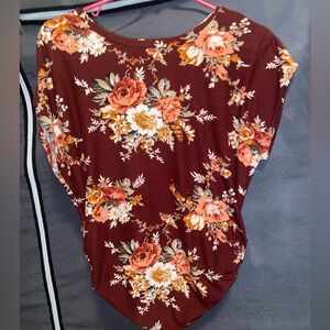 Vibe Sportswear floral blouse
